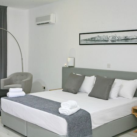 Corina Suites And Apartments Limisso Esterno foto