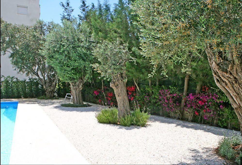 Corina Suites And Apartments Limisso Esterno foto